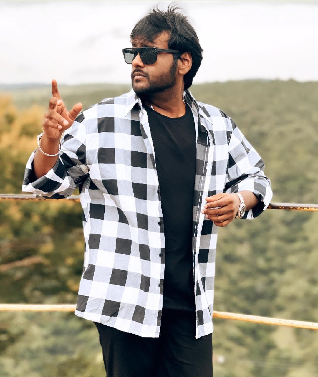 Vijay Prabhakar Alagarswami Wiki, Biography, Age, News, Gallery - Cine  Fellows